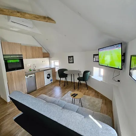 Magazaki Tesnjar Hotel apartamentowy