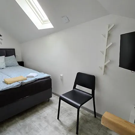 Magazaki Tesnjar Hotel apartamentowy Valjevo